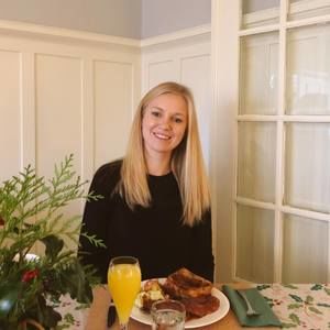 Meet your Posher, Alexandra